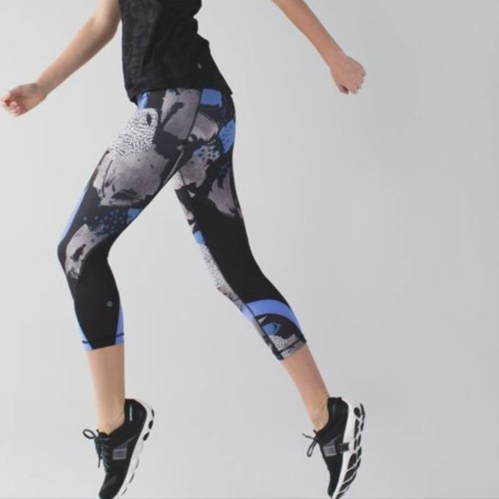 LULULEMON Size 4 Run Inspire Crop ll  Performance Crop Leggings